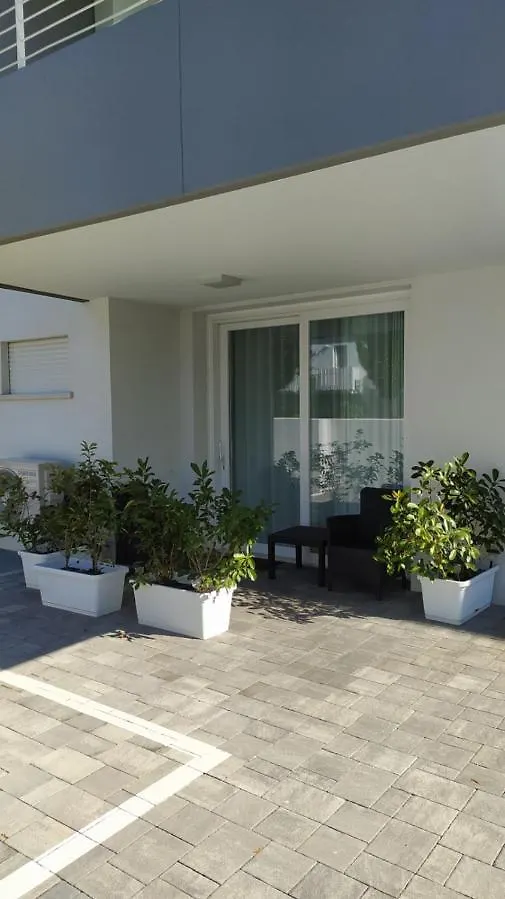 Apartment Jesolo Appartamenti F2 - Coral Red
